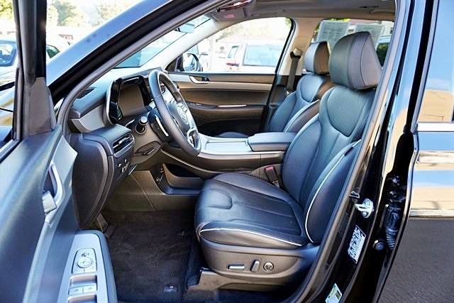 Used 2024 Black Hyundai XRT image 14