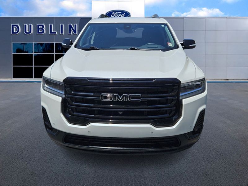 2023 Gmc Acadia SLT photo 2