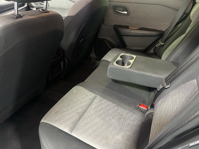 2023 Nissan Rogue SV photo 26