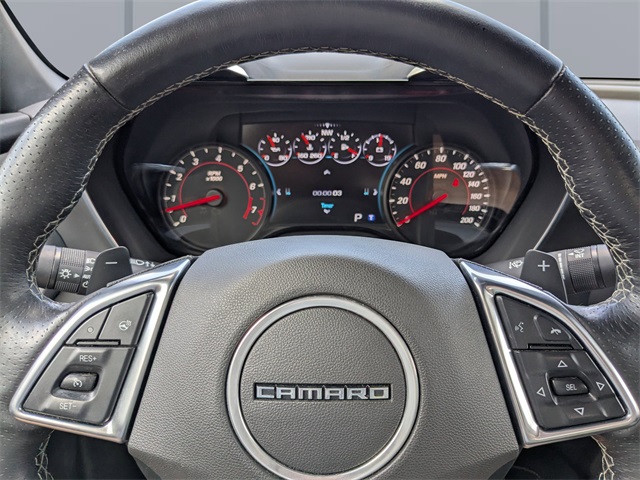 2017 Chevrolet Camaro 2SS photo 30