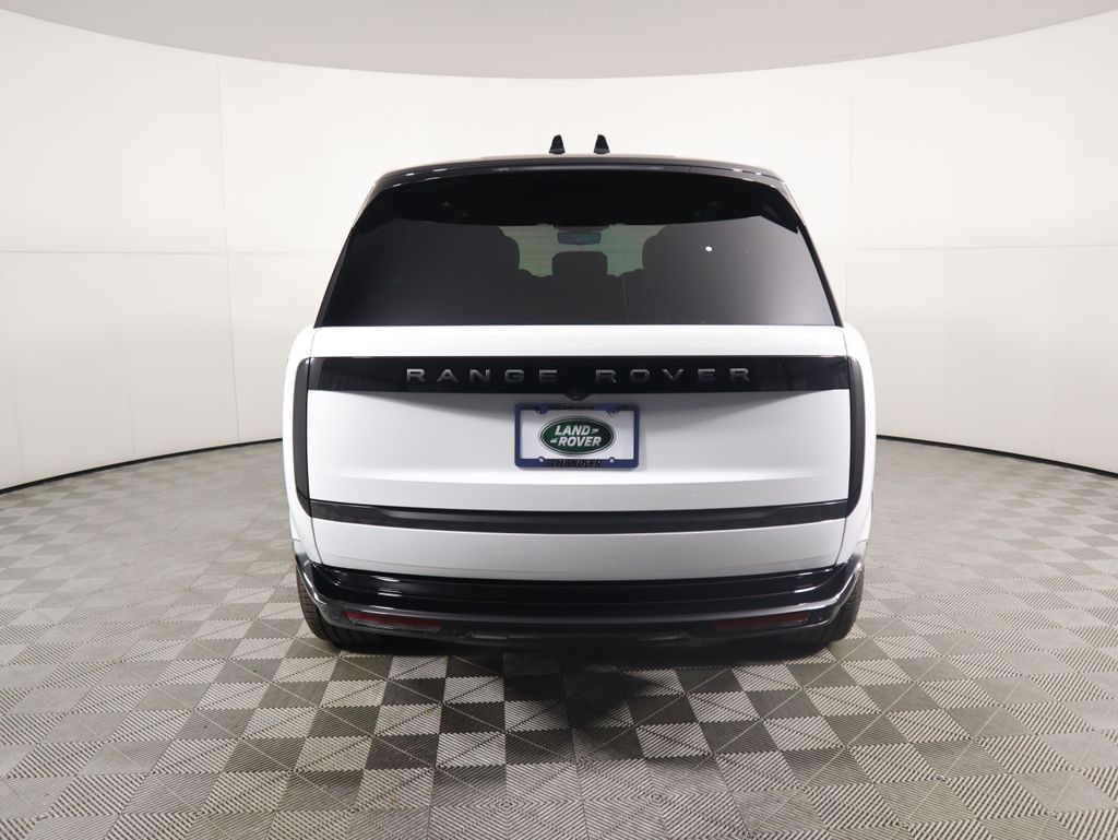 2025 Land Rover Range Rover SE photo 6