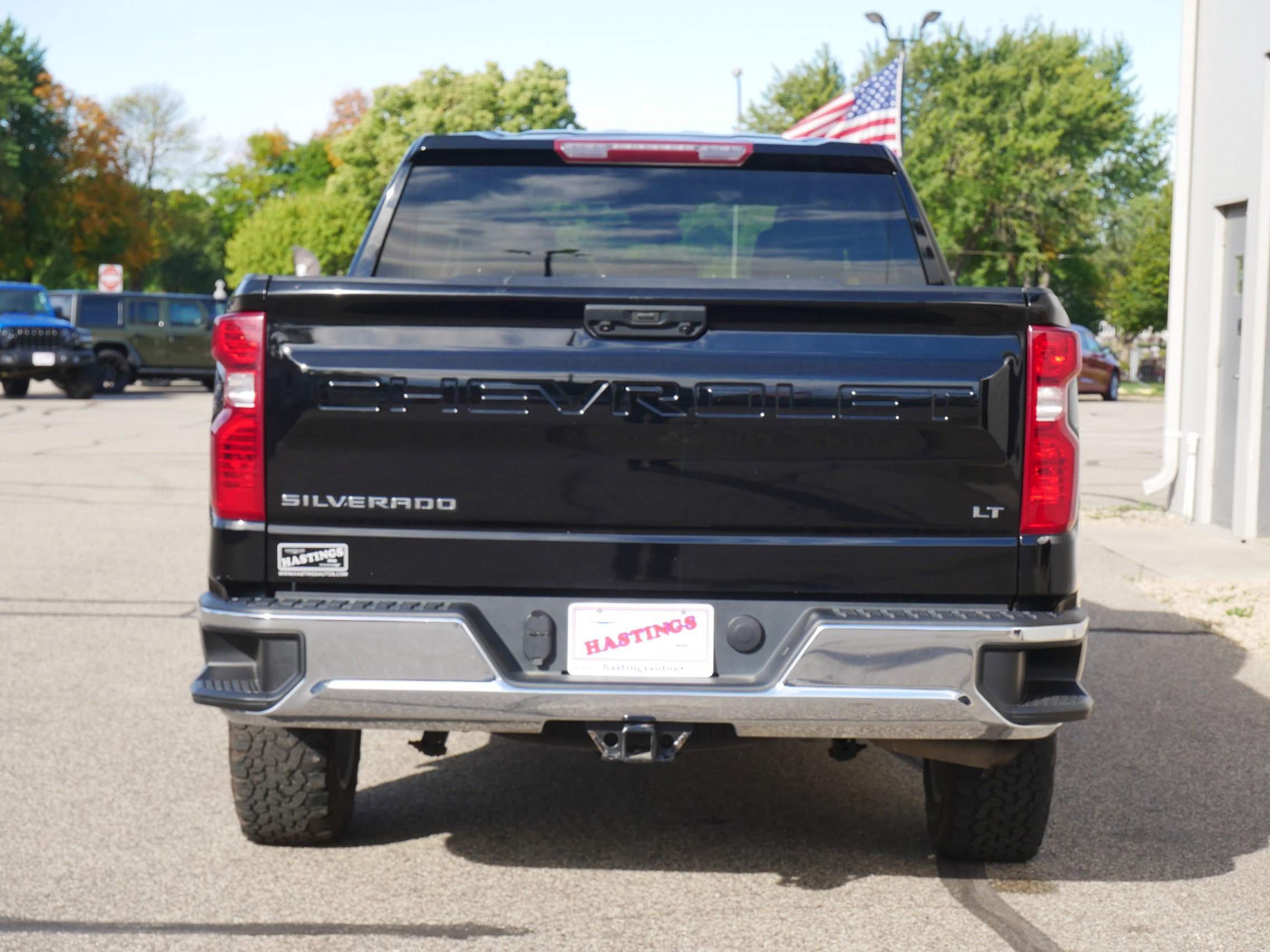2022 Chevrolet Silverado 1500 LT photo 4