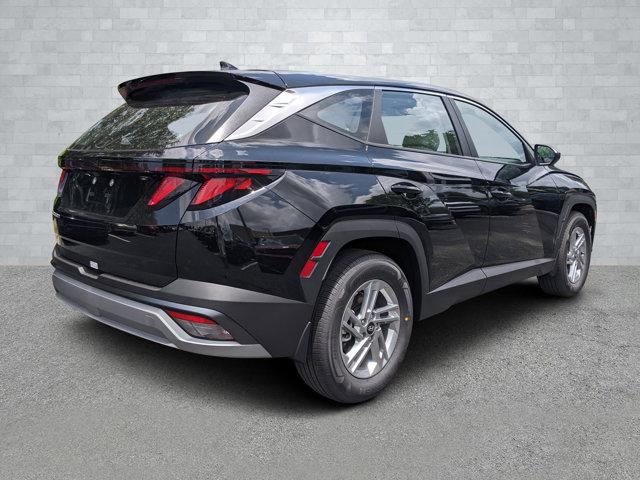 2025 Hyundai Tucson SE photo 4