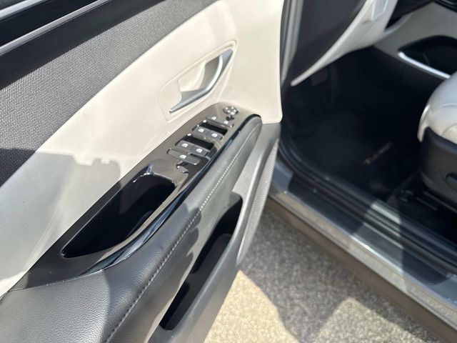 2024 Hyundai Tucson Limited photo 16