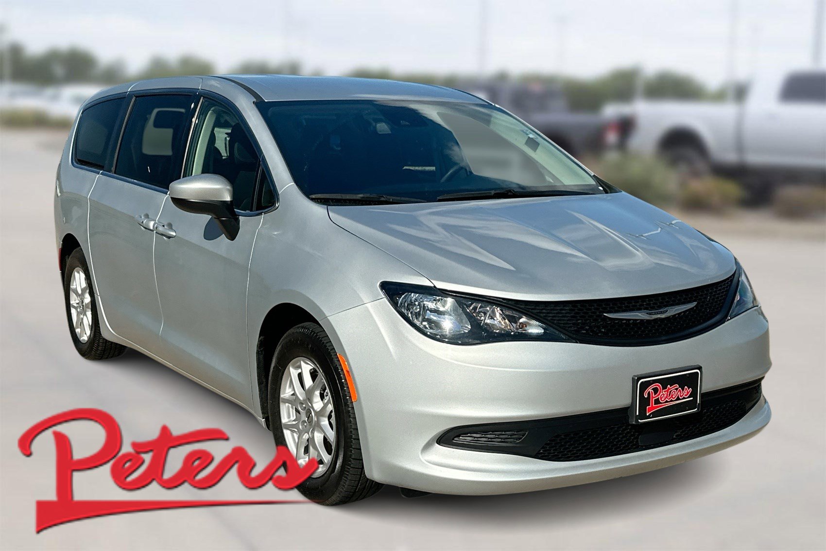 Used 2023 Chrysler Voyager LX Minivan's photo