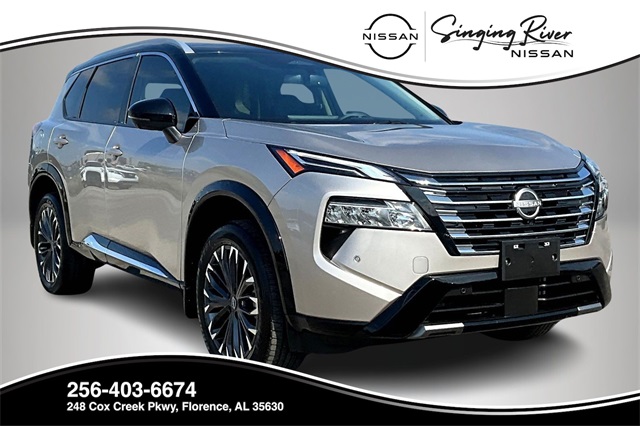 2025 Nissan Rogue Platinum's photo