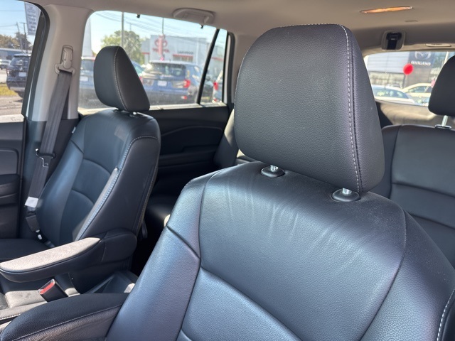 2022 Honda Pilot Touring photo 18