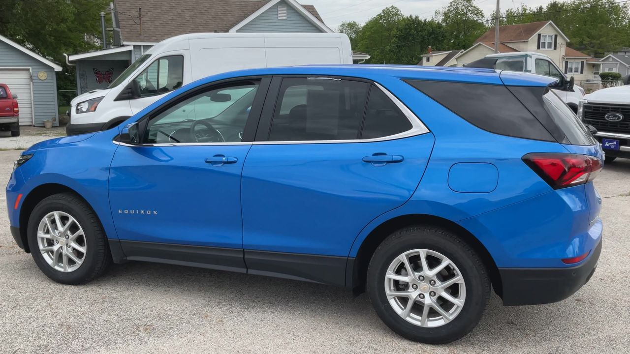 2024 Chevrolet Equinox LT photo 5