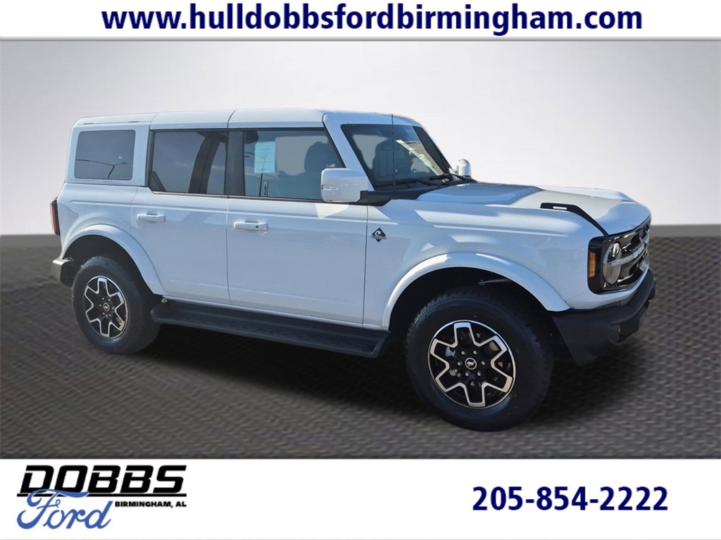 2025 Ford Bronco 4-Door Outer Banks's photo
