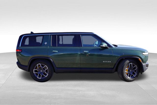 2023 Rivian R1S Adventure photo 3
