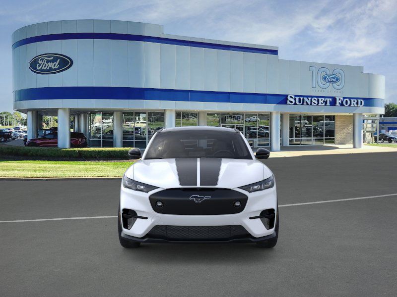 2025 Ford Mustang Mach-E GT photo 5