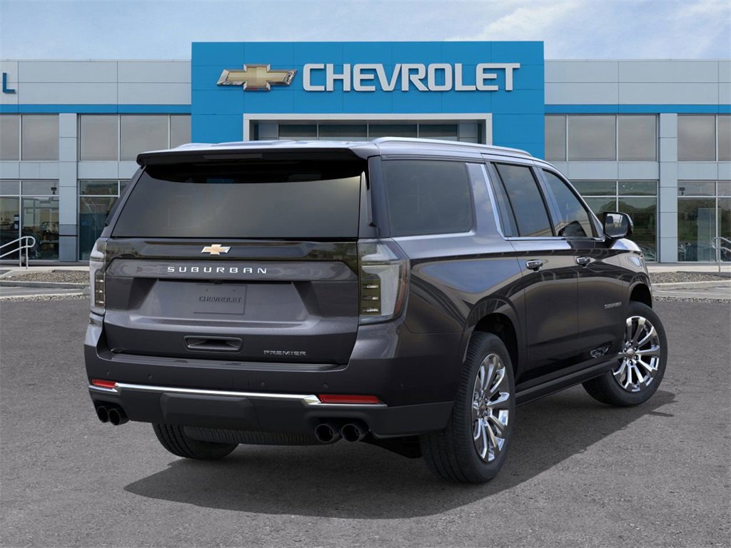 2025 Chevrolet Suburban Premier photo 4