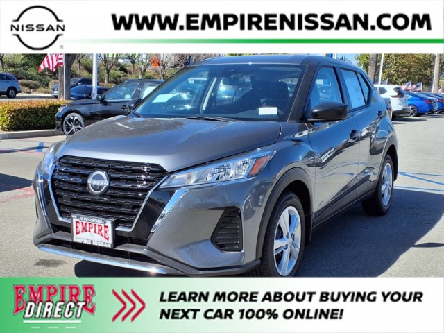 2025 Nissan Kicks Play S