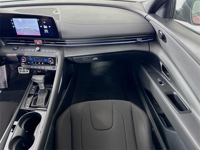 2025 Hyundai Elantra Hybrid SEL Sport photo 28