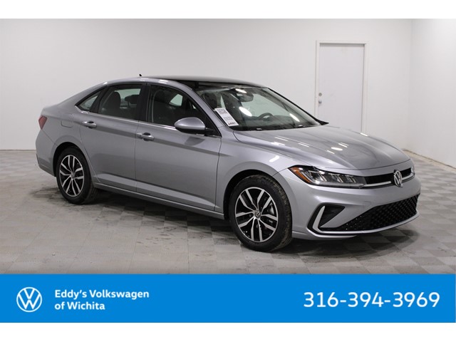 2025 Volkswagen Jetta SE's photo