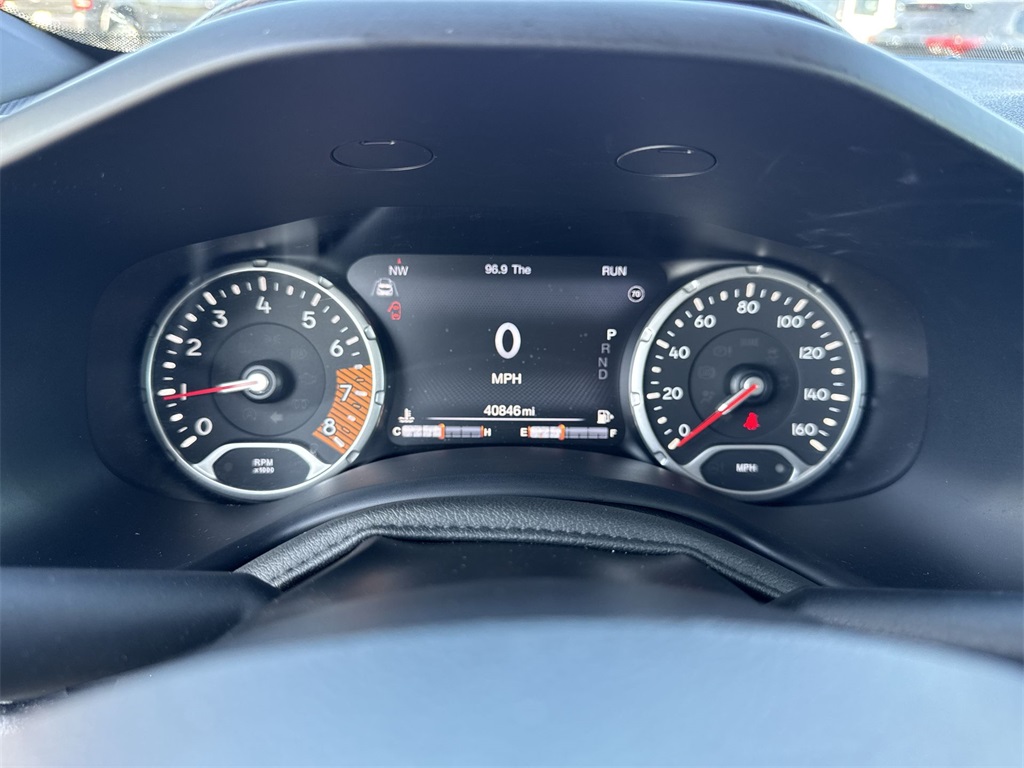 2023 Jeep Renegade Trailhawk photo 14