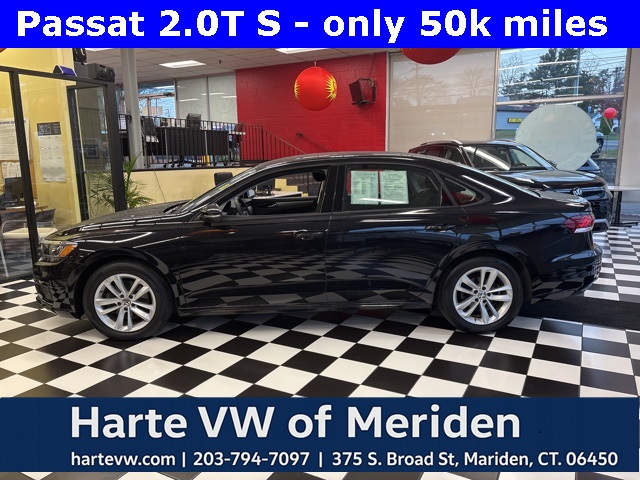 2020 Volkswagen Passat S's photo