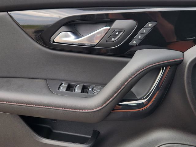 2025 Chevrolet Blazer RS photo 16