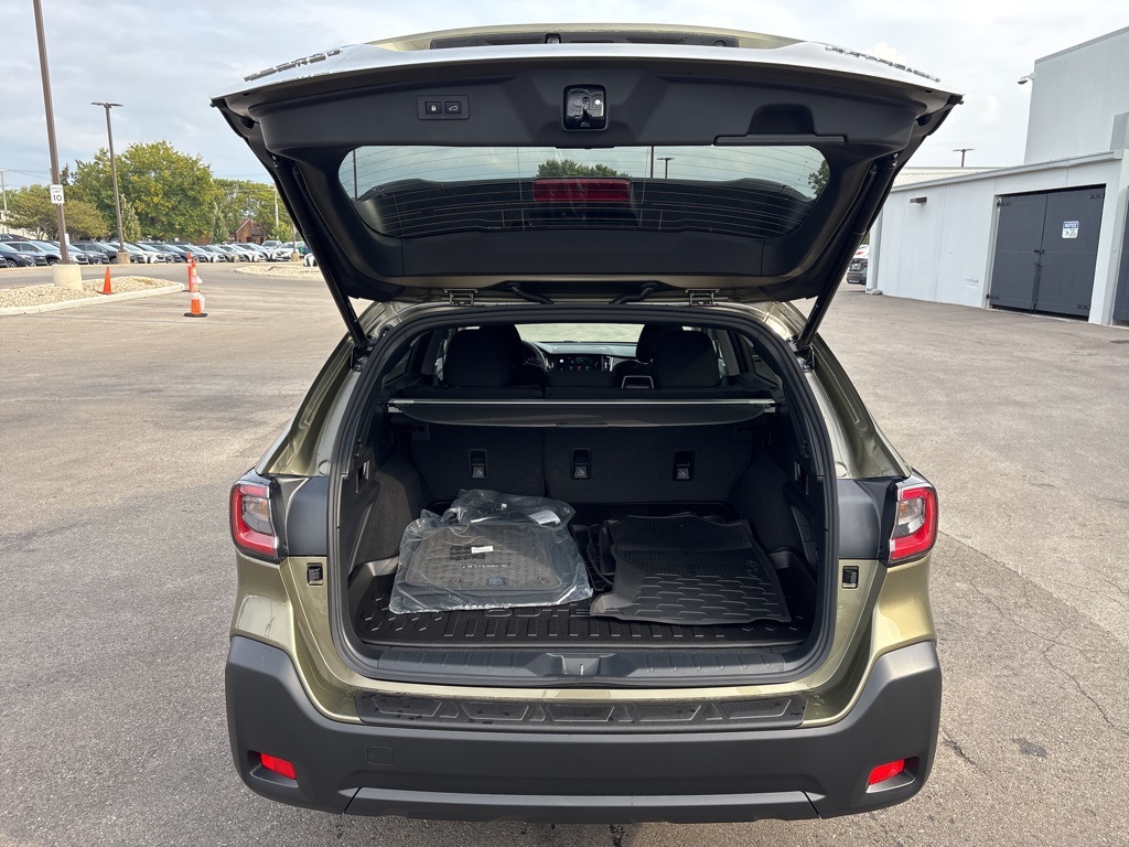 2025 Subaru Outback Premium photo 7
