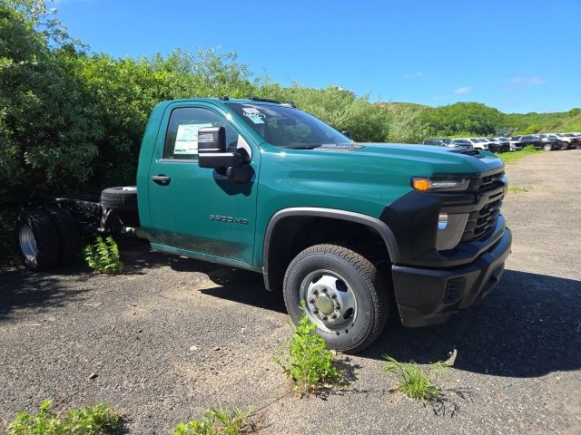 New 2024 Special Exterior Color. Chevrolet Work Truck image 1
