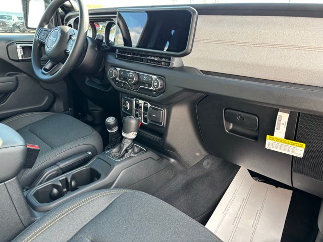 2025 Jeep Wrangler Sport photo 21