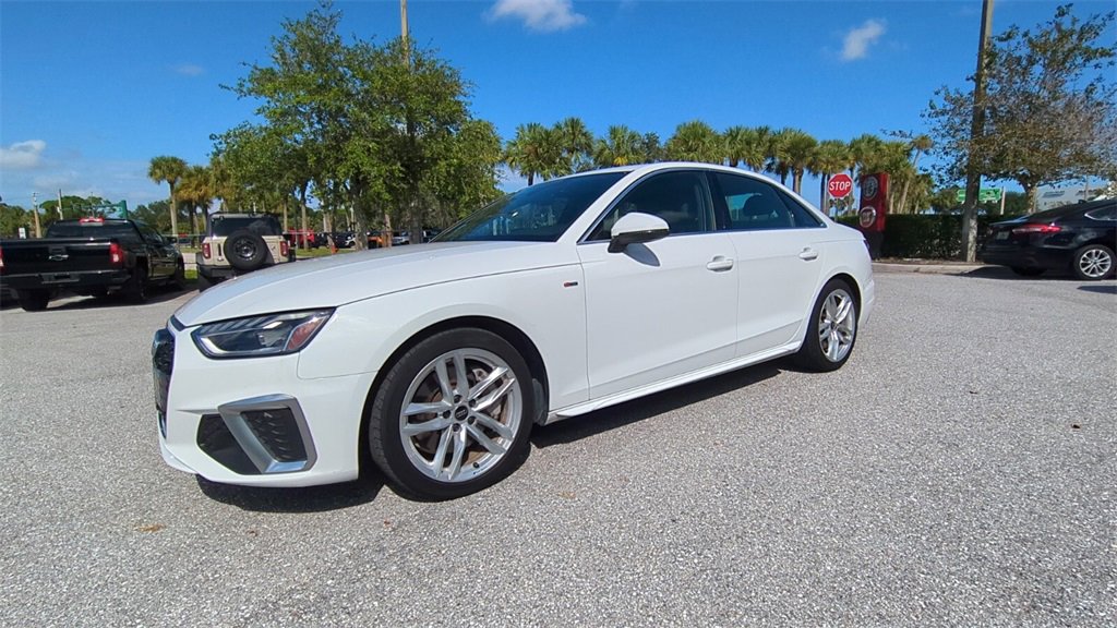 2024 Audi A4 S line Premium Plus 45 TFSI Quattro photo 8