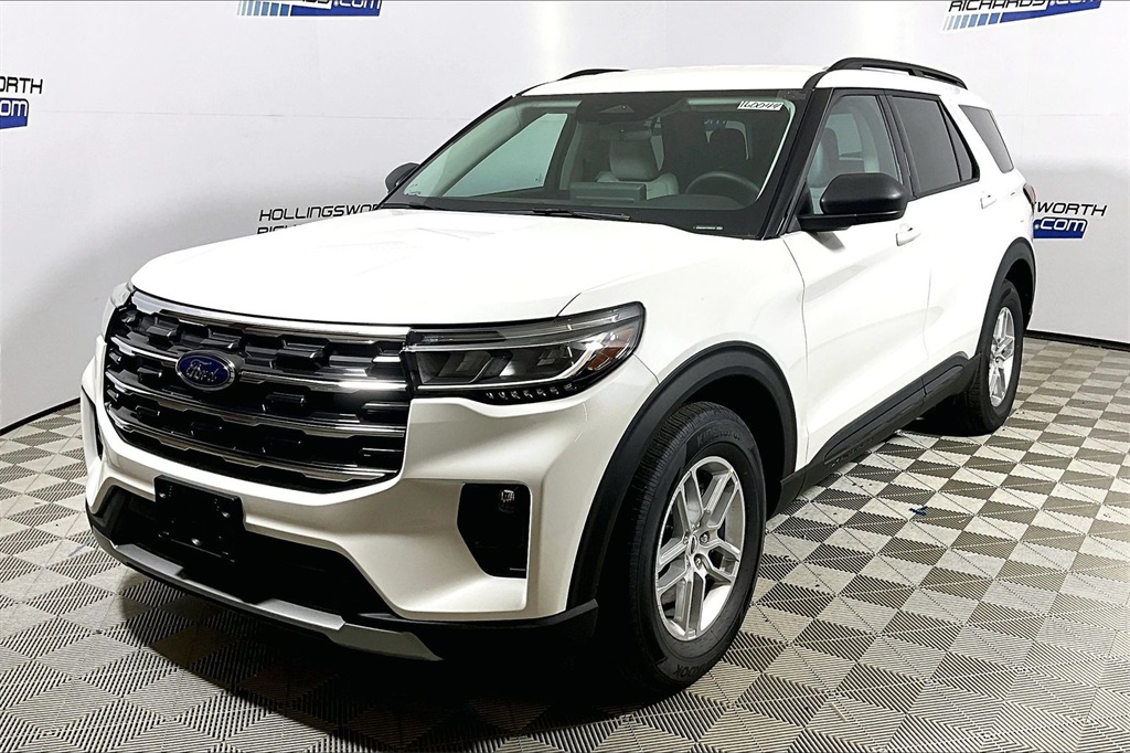 2026 Ford Explorer's photo