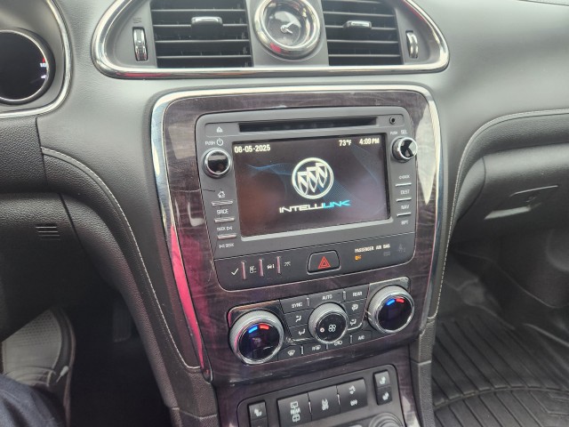 2017 Buick Enclave Leather photo 4