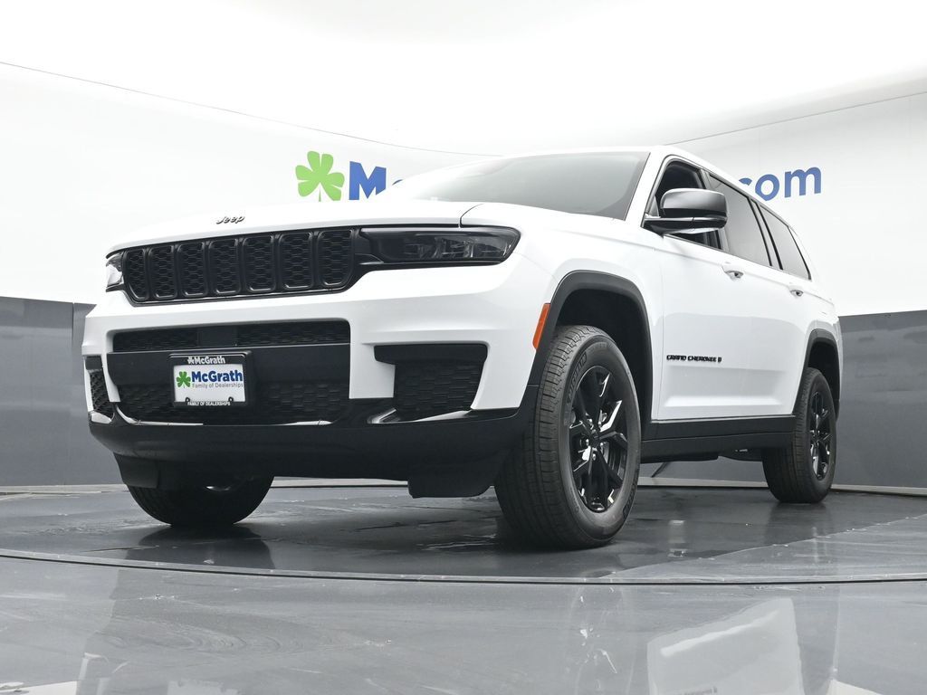 2025 Jeep Grand Cherokee Altitude X photo 4