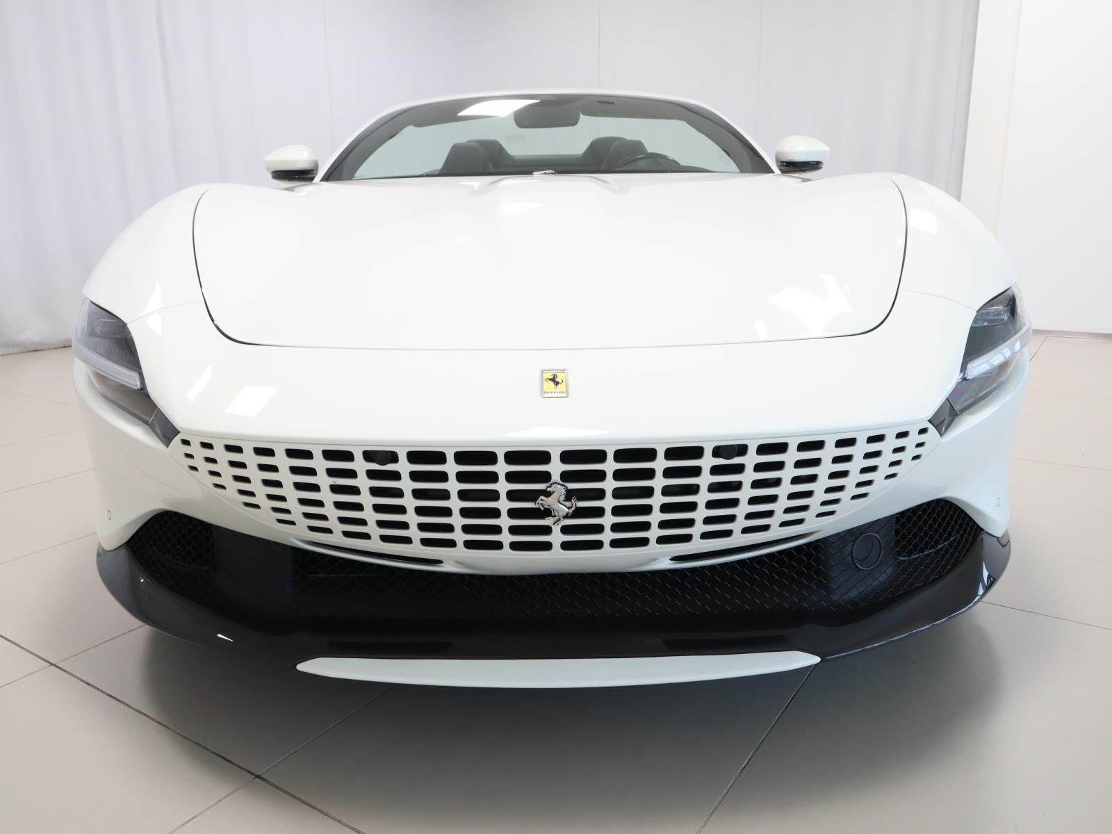 2024 Ferrari Roma Spider photo 4