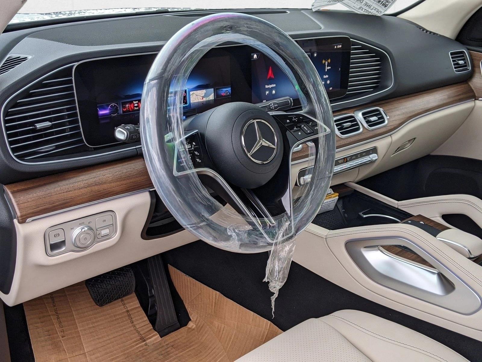 2026 Mercedes Benz GLE 350 4MATIC photo 3