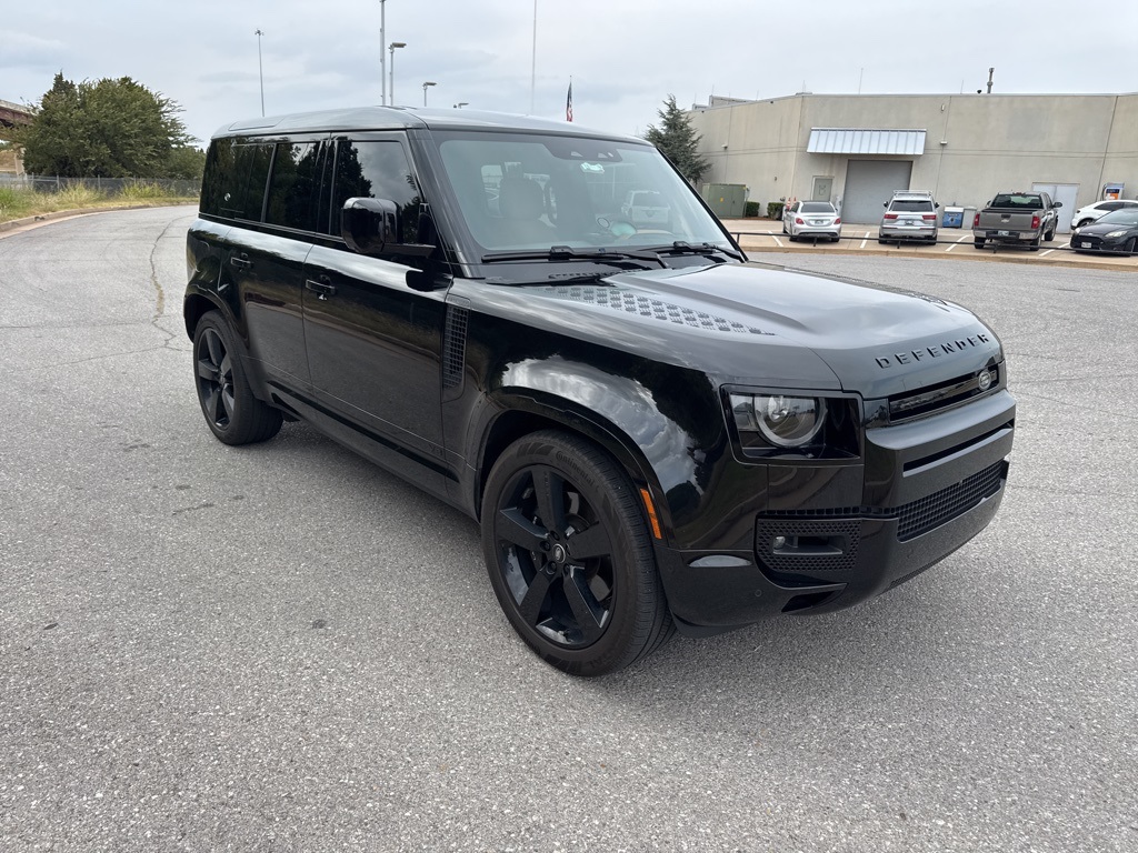 2024 Land Rover Defender 110 V8 photo 4