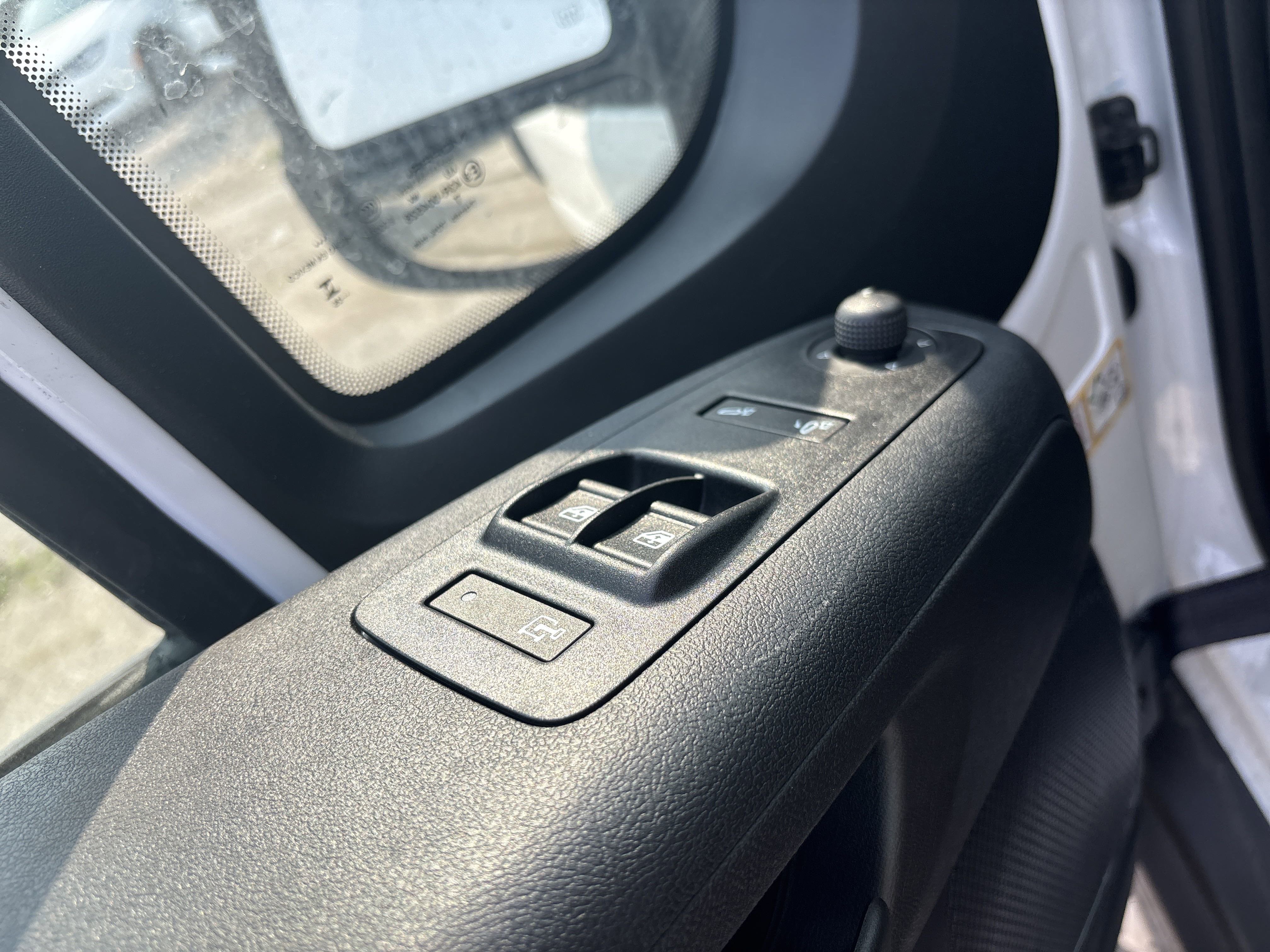 New 2025 Bright White Ram Tradesman image 13