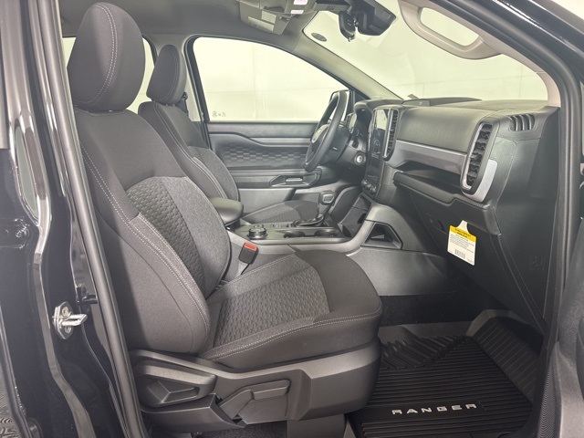 2025 Ford Ranger XL photo 3