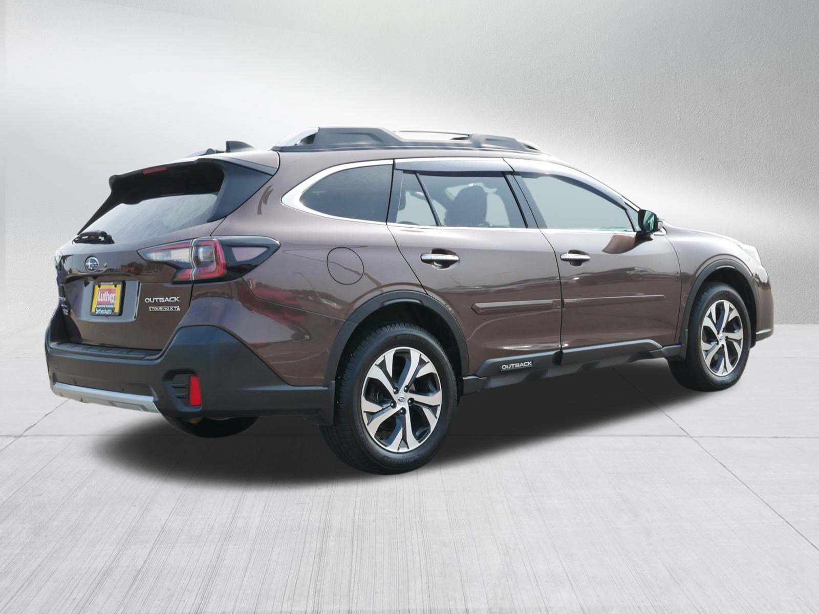2020 Subaru Outback Touring photo 7