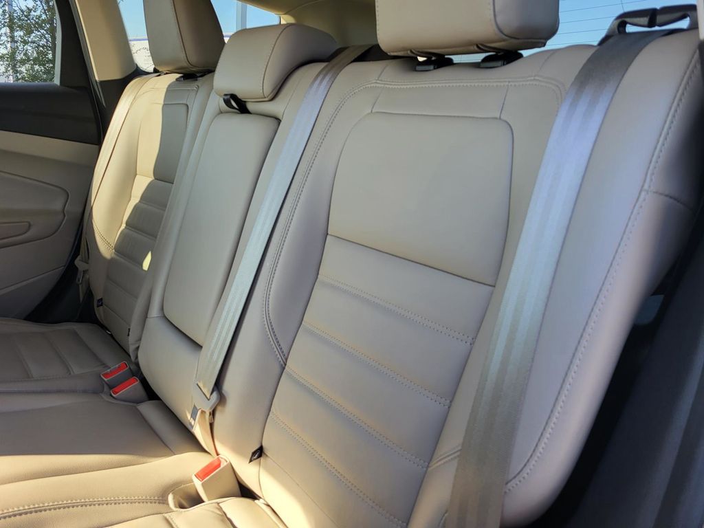 2017 Ford Escape Titanium photo 13