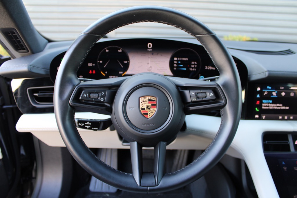 2023 Porsche Taycan S photo 25