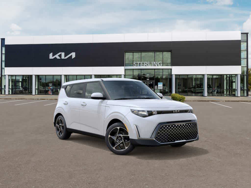 2025 Kia Soul EX's photo