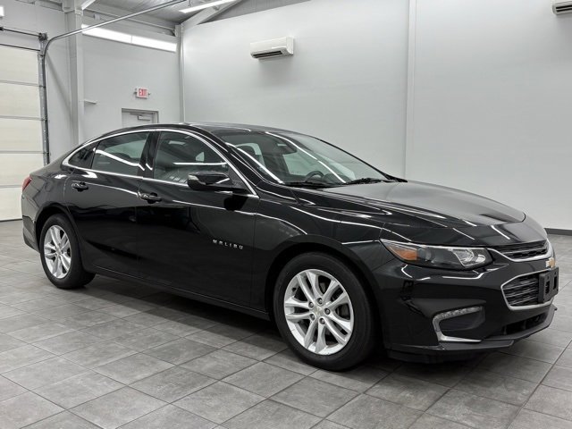 2016 Chevrolet Malibu 1LT's photo