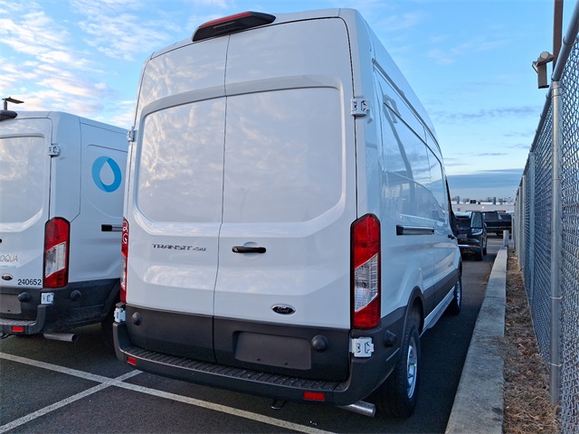 2025 Ford Transit photo 4