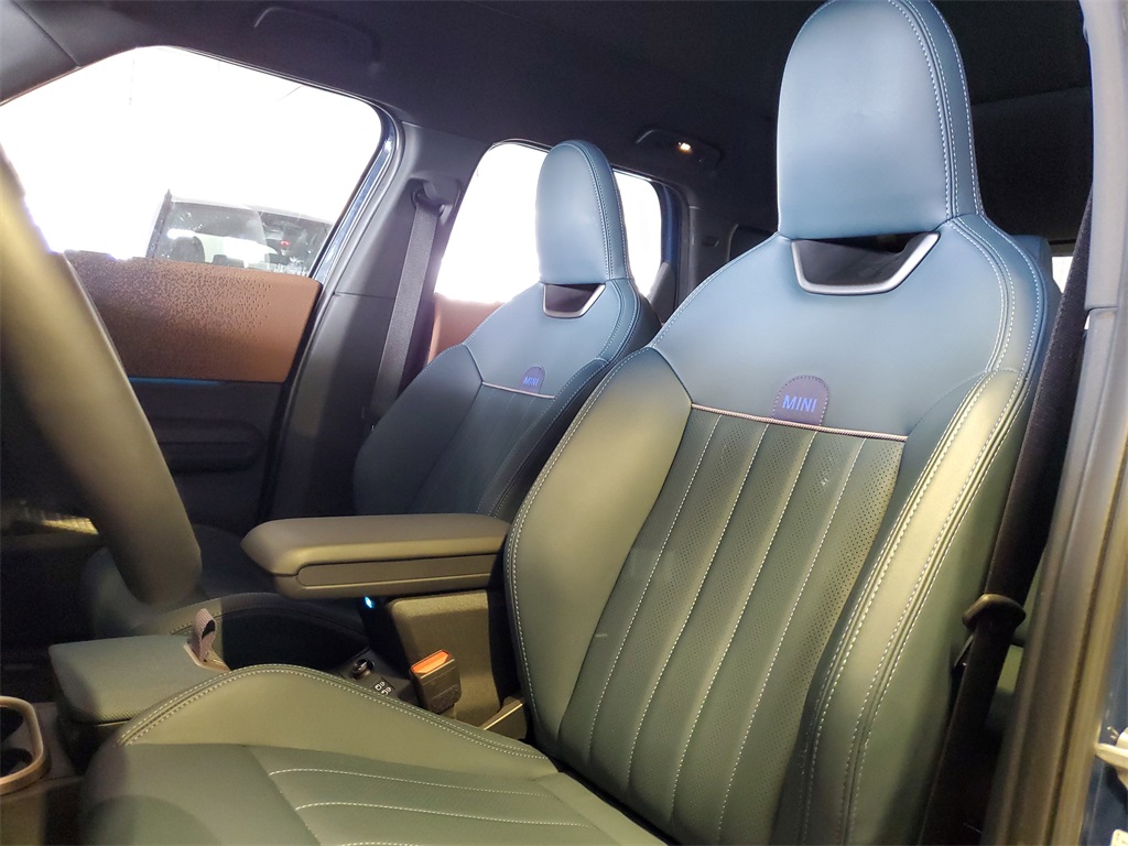 2025 Mini Countryman S photo 15