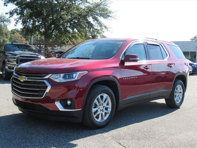 2021 Chevrolet Traverse photo 2