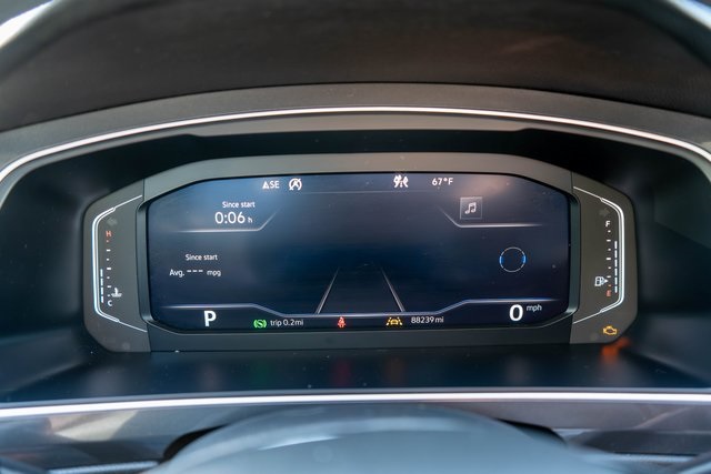 2020 Volkswagen Tiguan SEL photo 13