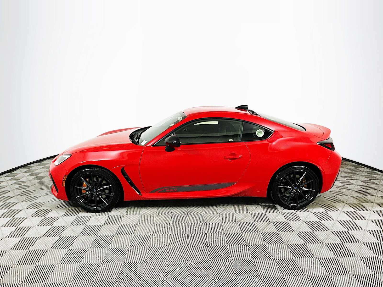 2025 Subaru BRZ tS photo 4