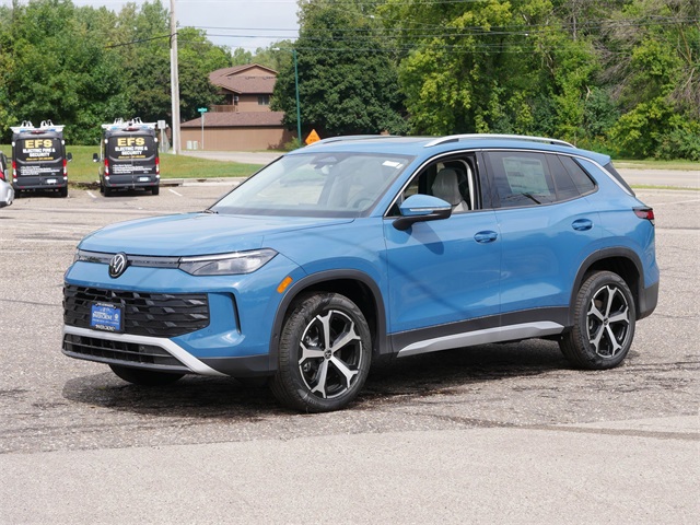 2025 Volkswagen Tiguan SE photo 3