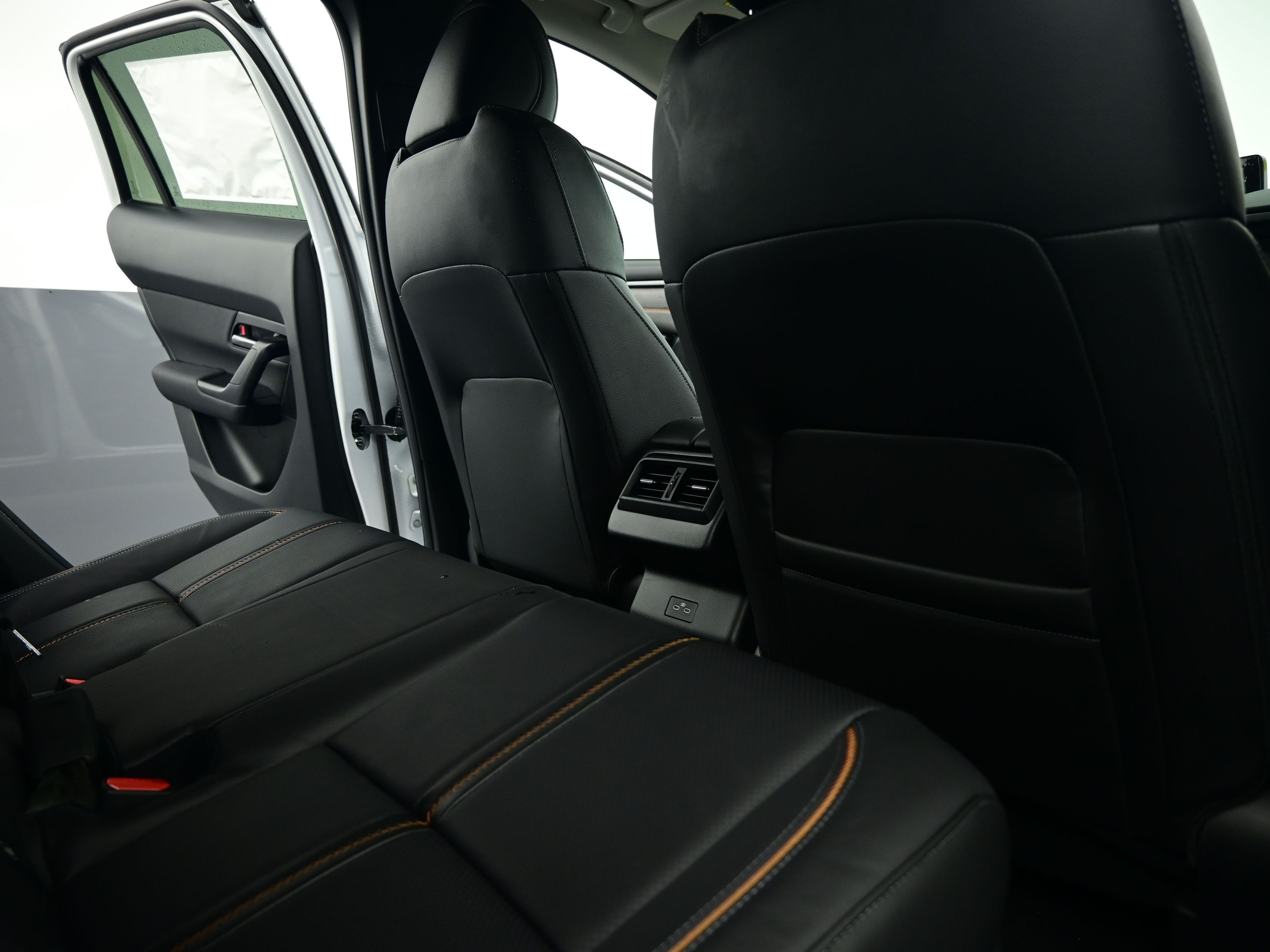 2025 Mazda CX-50 Premium photo 27