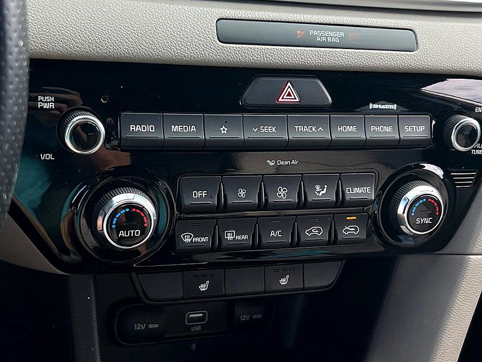 2022 Kia Sportage Nightfall Edition photo 15