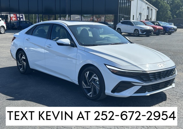 2025 Hyundai Elantra Limited's photo