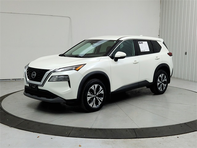 2021 Nissan Rogue SV photo 2