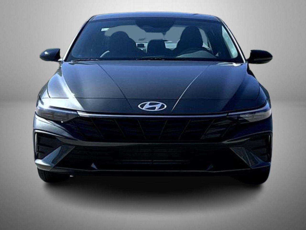 2025 Hyundai Elantra SEL Sport photo 2